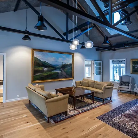 Borregard Hovedgard - By Classic Norway * Sarpsborg